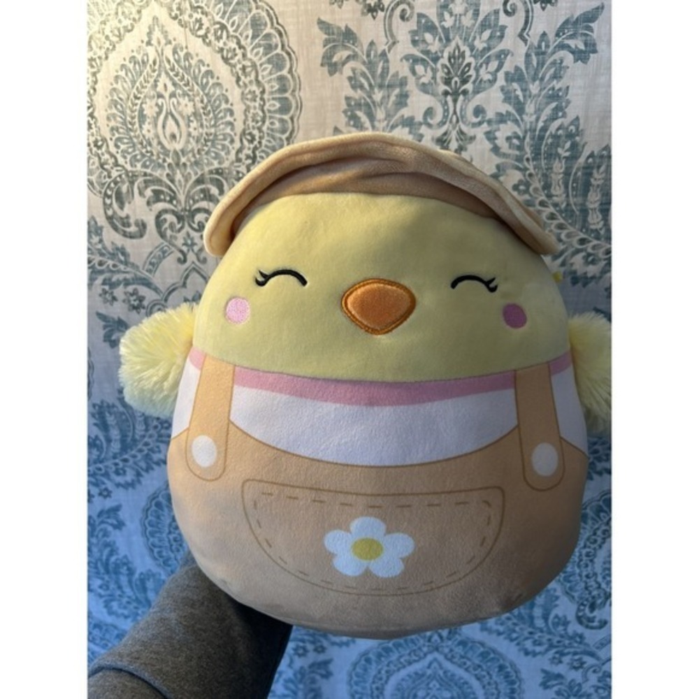 Squishmallow AIMEE the CHICK GARDNER 12" hat overalls EASTER basket pillow plush